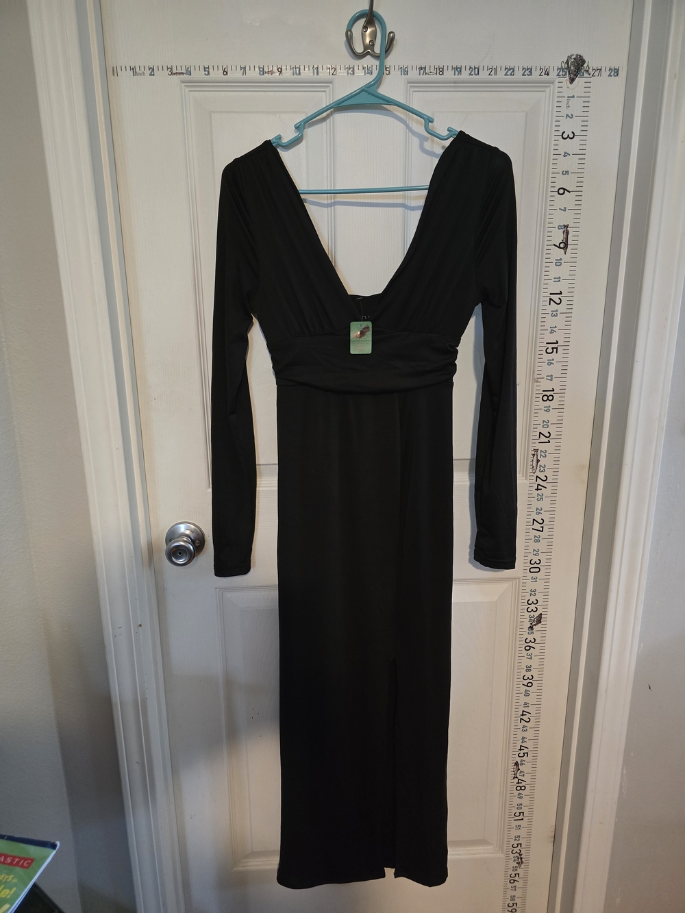 Aroen Black Long Sleeve Maxi Dress Size Small Deep V Neck Stretchy Elegant